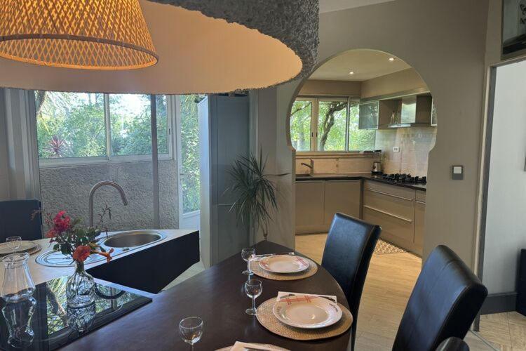 Holiday Home With Indoor Pool, Le Porge Εξωτερικό φωτογραφία